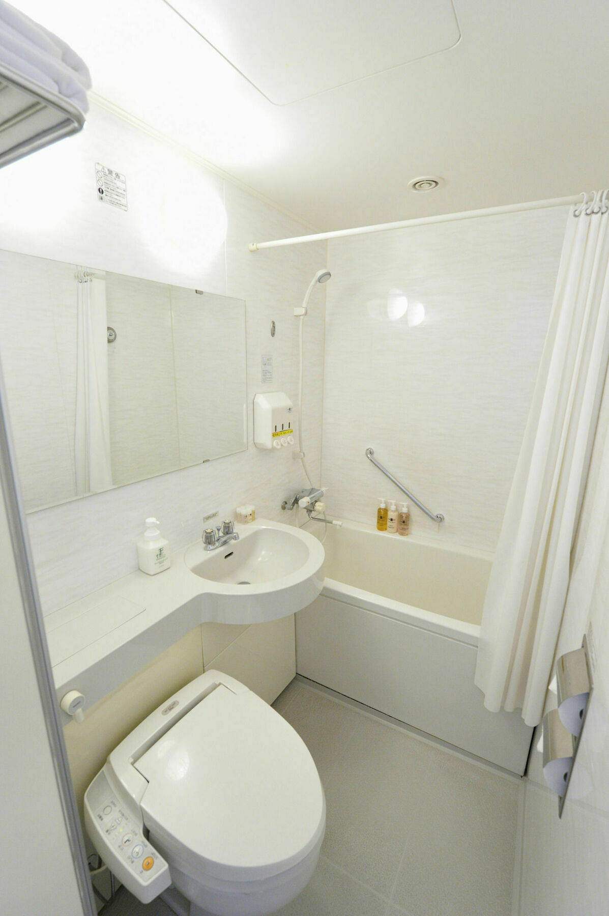 Hotel Unizo Tokyo Shimbashi מראה חיצוני תמונה